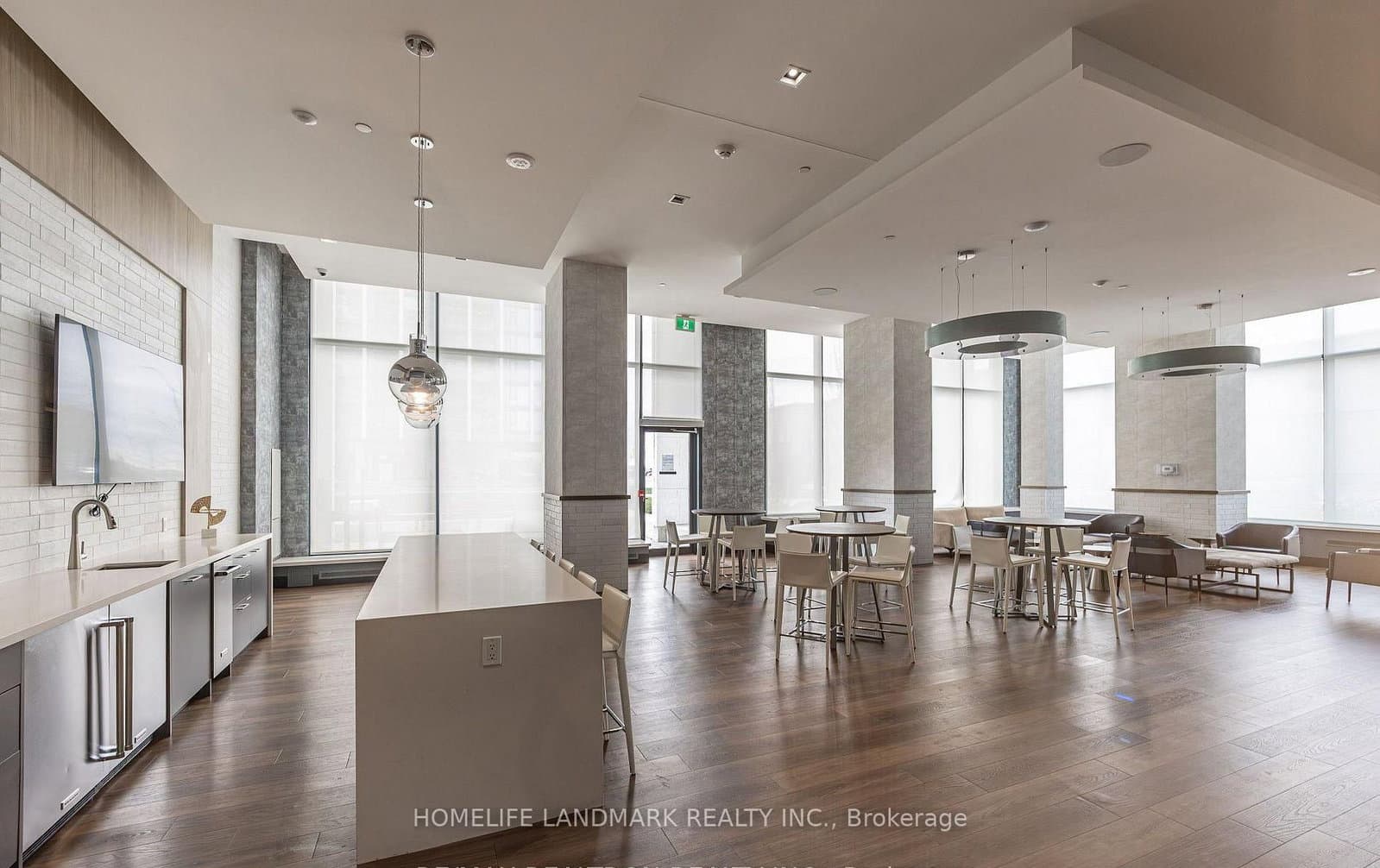 9000 JANE Street, Unit 424 thumbnail 11