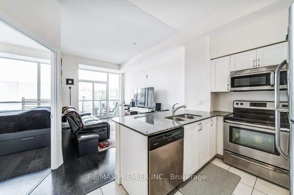 4700 Highway 7 Road, Unit 209 thumbnail 3