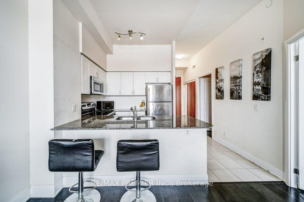 4700 Highway 7 Road, Unit 209 thumbnail 7