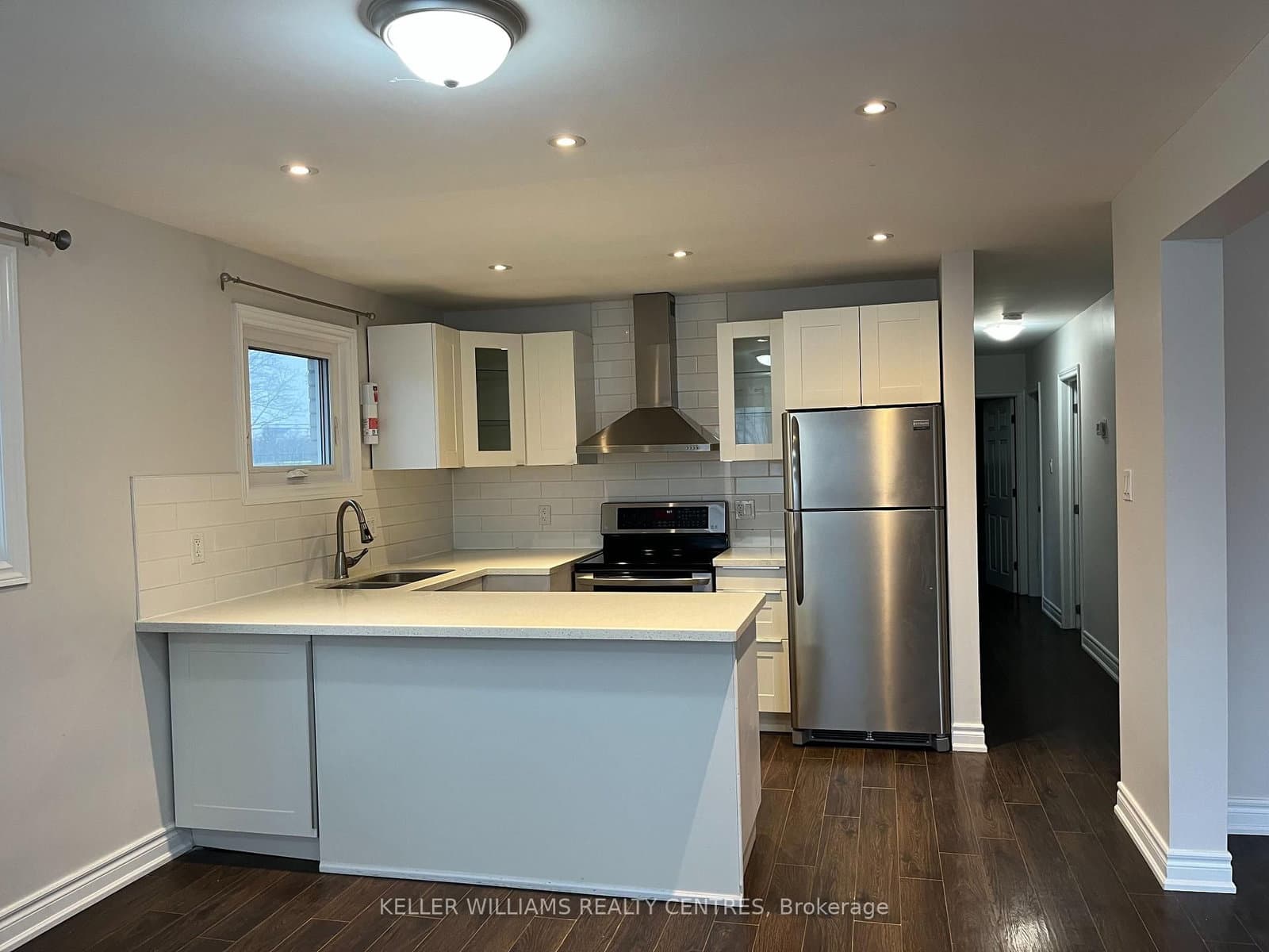 211 Silverbirch Drive, Unit Upper thumbnail 5