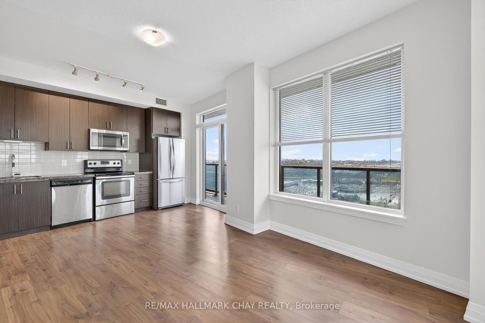 3700 Highway 7, Unit 2805 thumbnail 5
