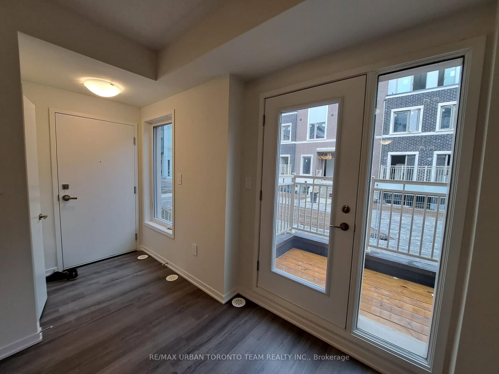 21 Honeycrisp Crescent, Unit 45 thumbnail 3