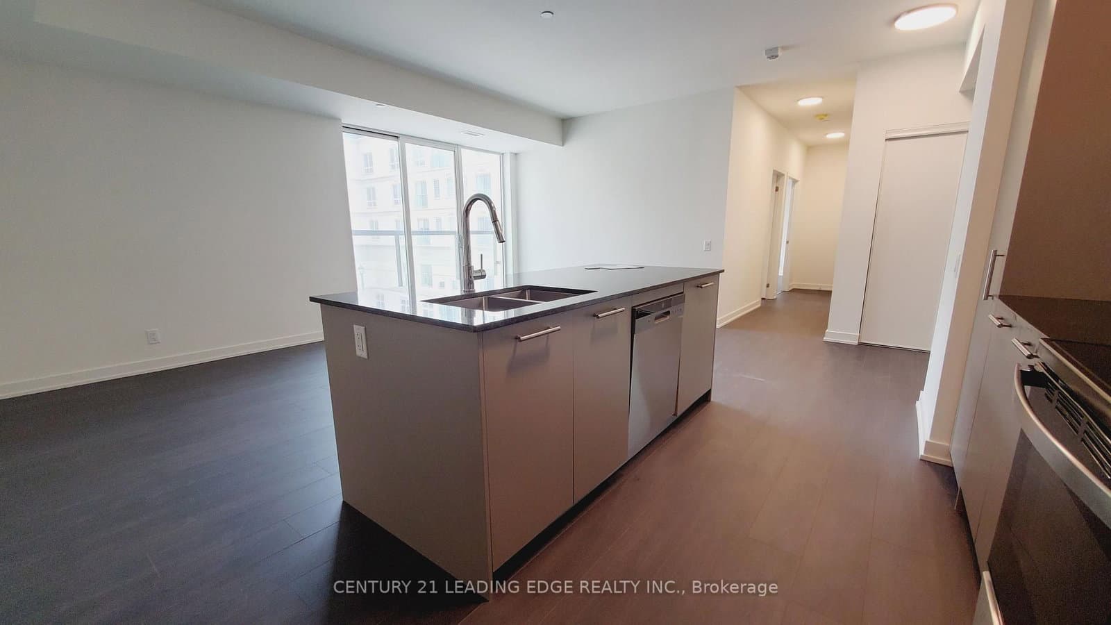 101 Cathedral High Street, Unit 216 thumbnail 14