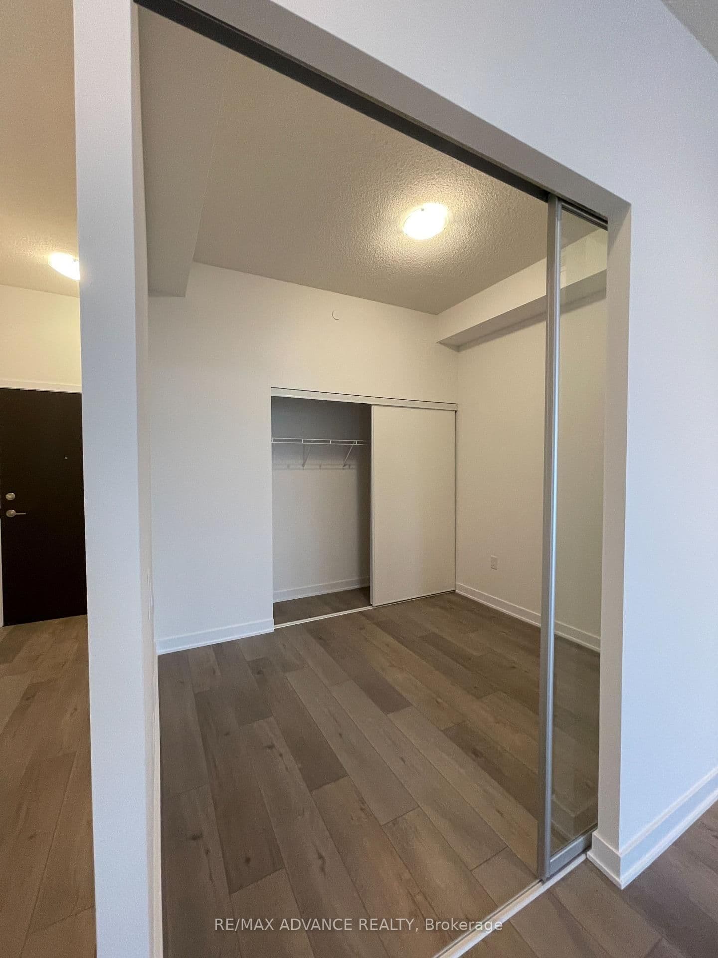 10 Honeycrisp Crescent, Unit 521 thumbnail 6