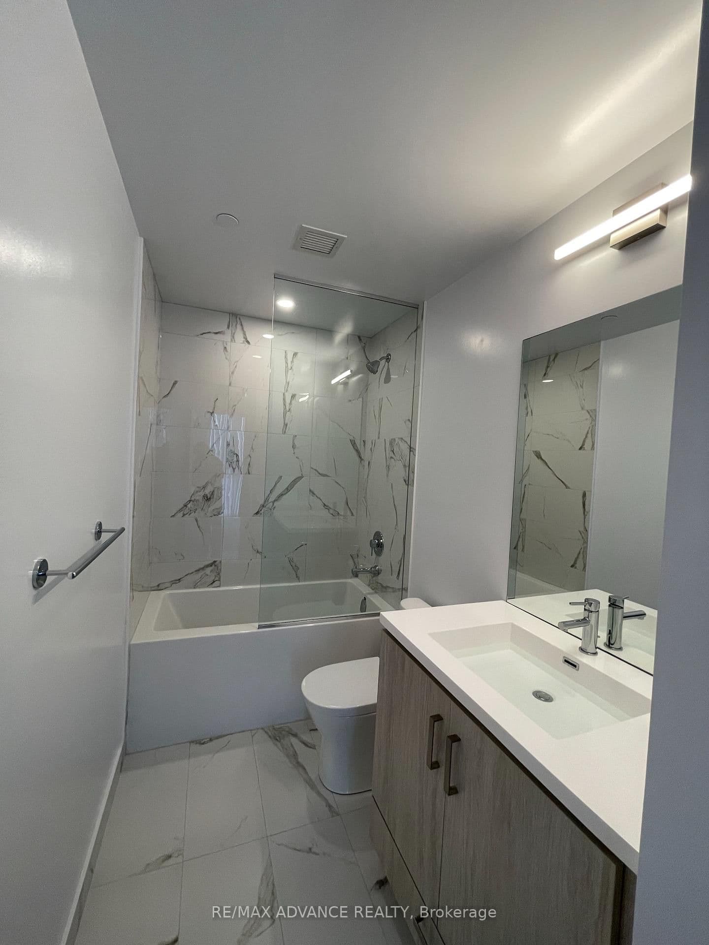 10 Honeycrisp Crescent, Unit 521 thumbnail 8