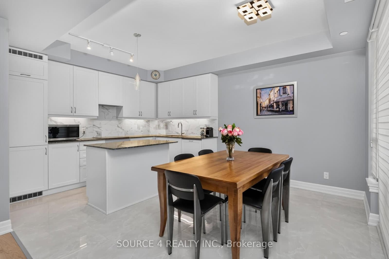 9085 Jane Street, Unit 510 thumbnail 10