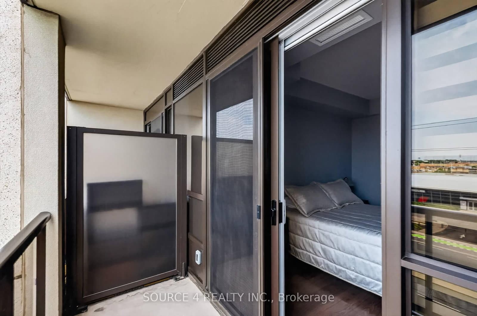 9085 Jane Street, Unit 510 thumbnail 32