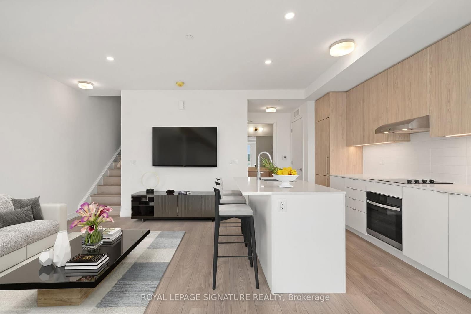 67 Saigon Drive, Unit 301 thumbnail 4