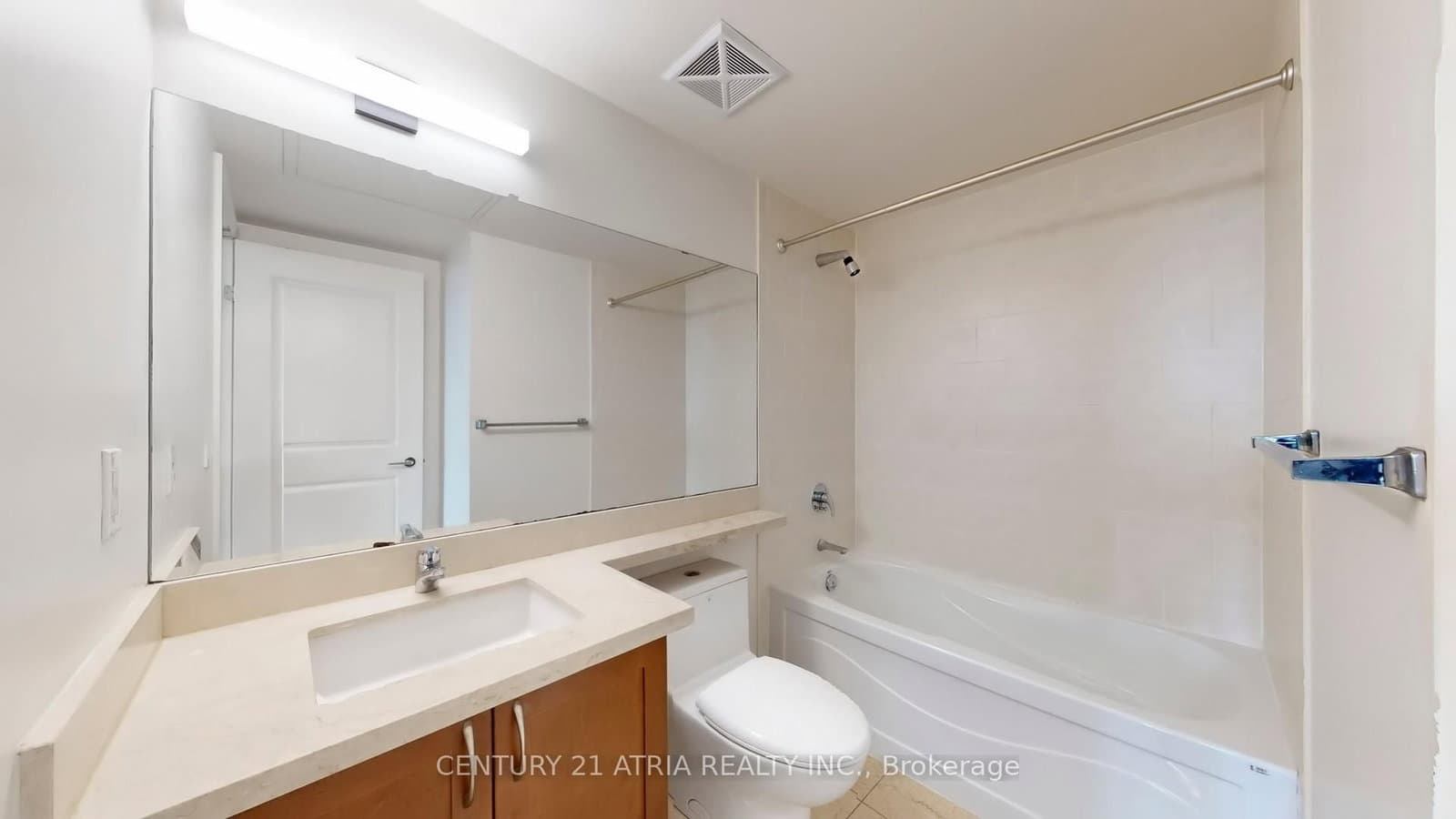 57 Upper Duke Crescent, Unit 311D thumbnail 30