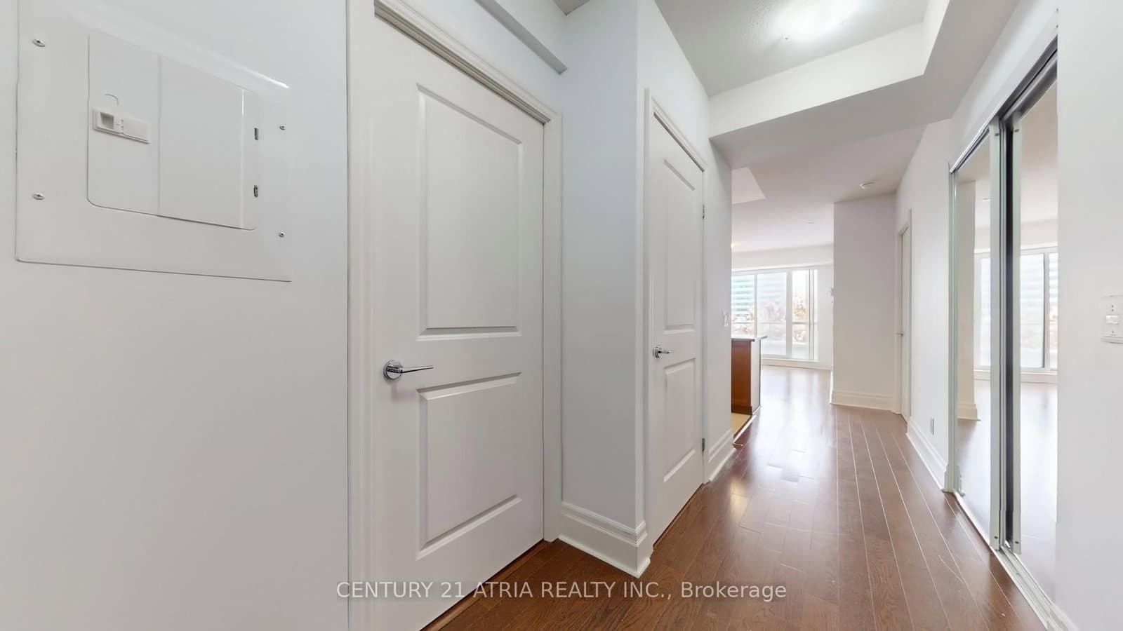 57 Upper Duke Crescent, Unit 311D thumbnail 38