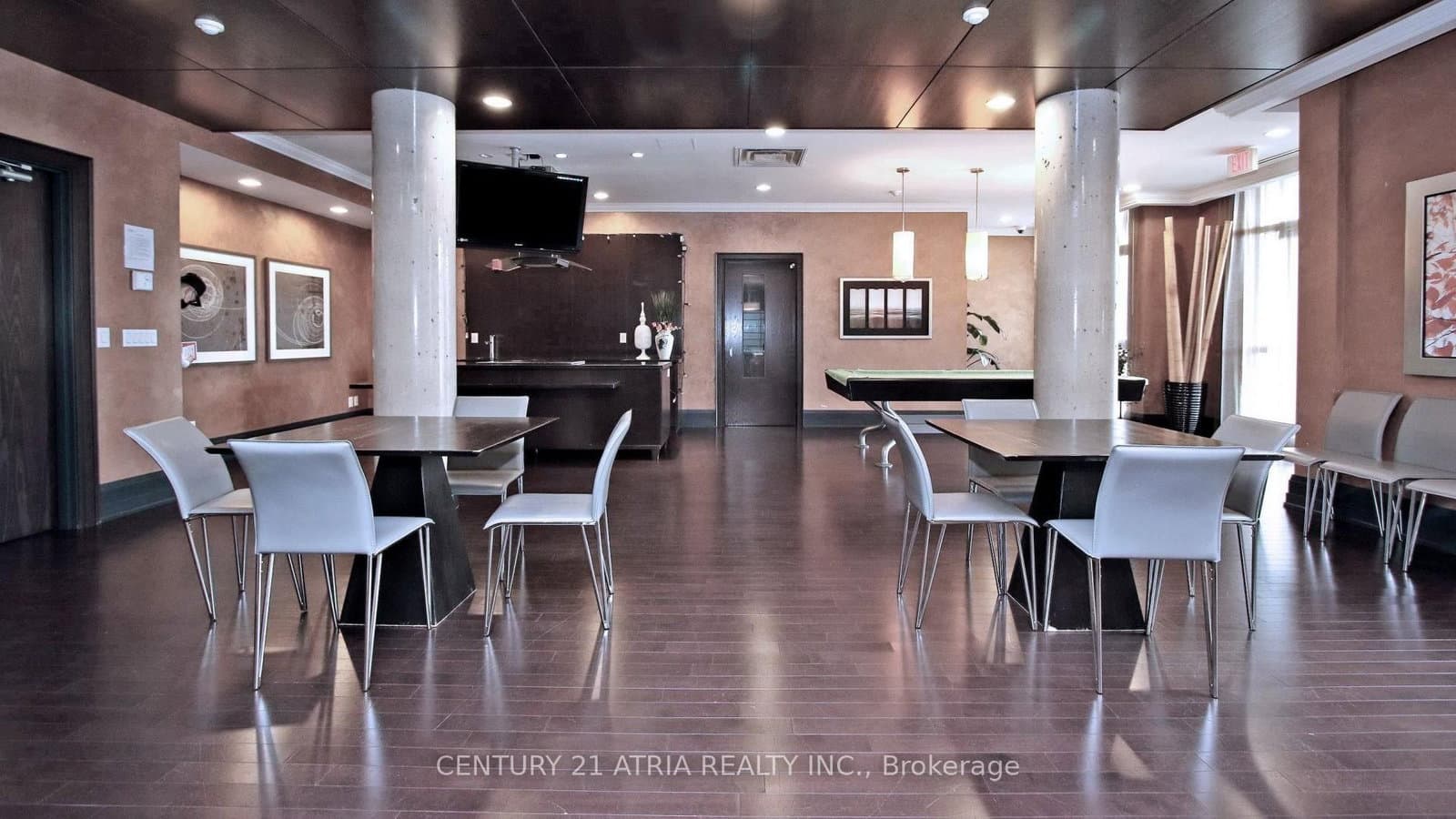 57 Upper Duke Crescent, Unit 311D thumbnail 45