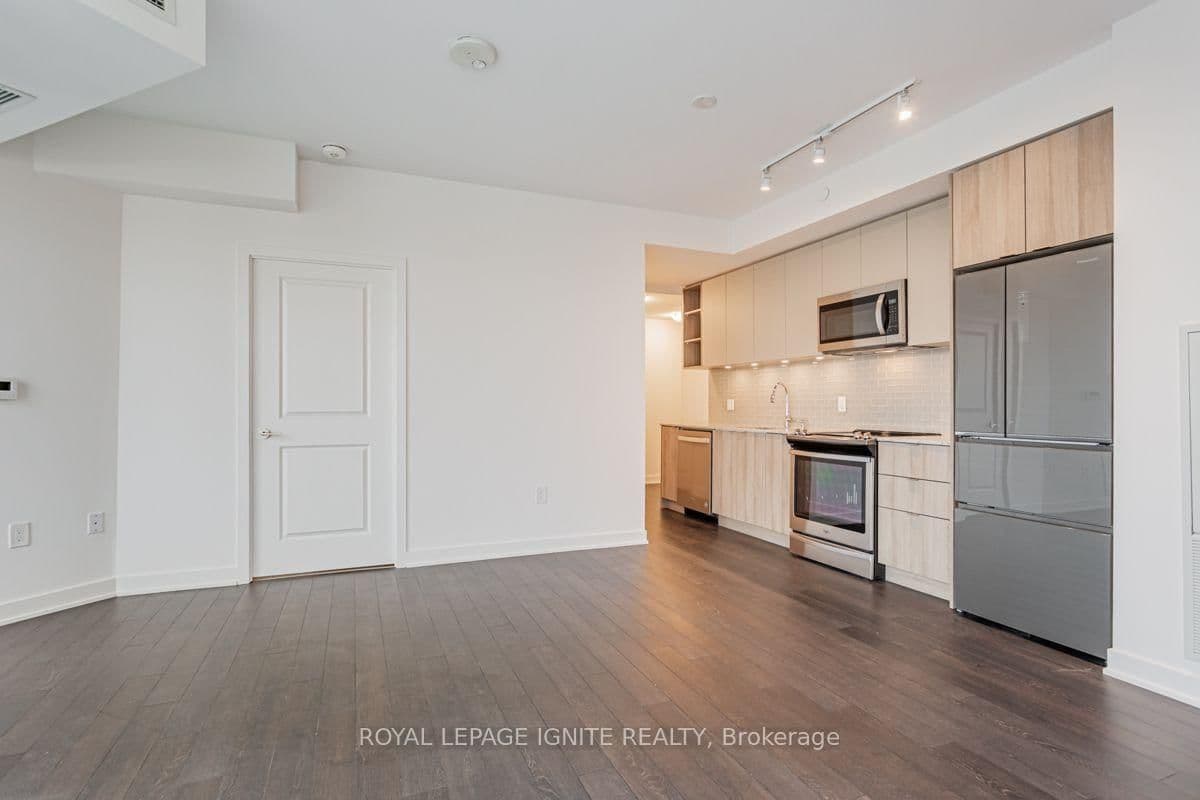 100 Eagle Rock Way, Unit 305 thumbnail 7