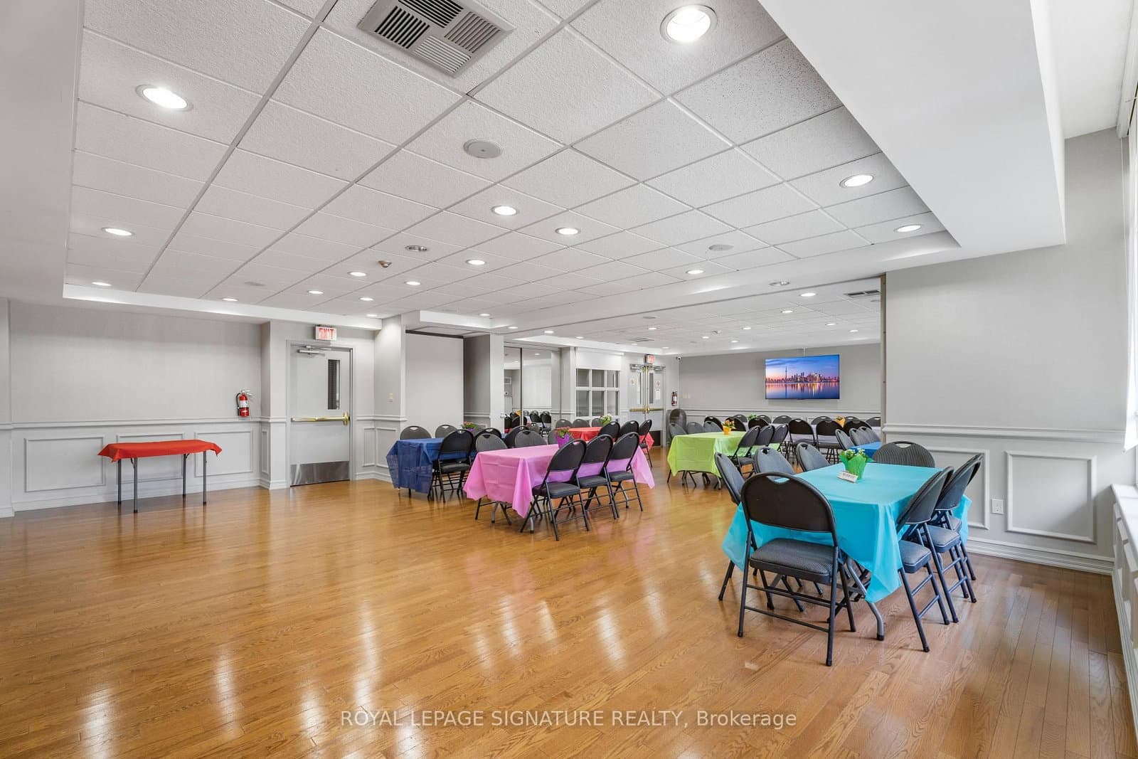 11 Townsgate Drive, Unit 1410 thumbnail 25