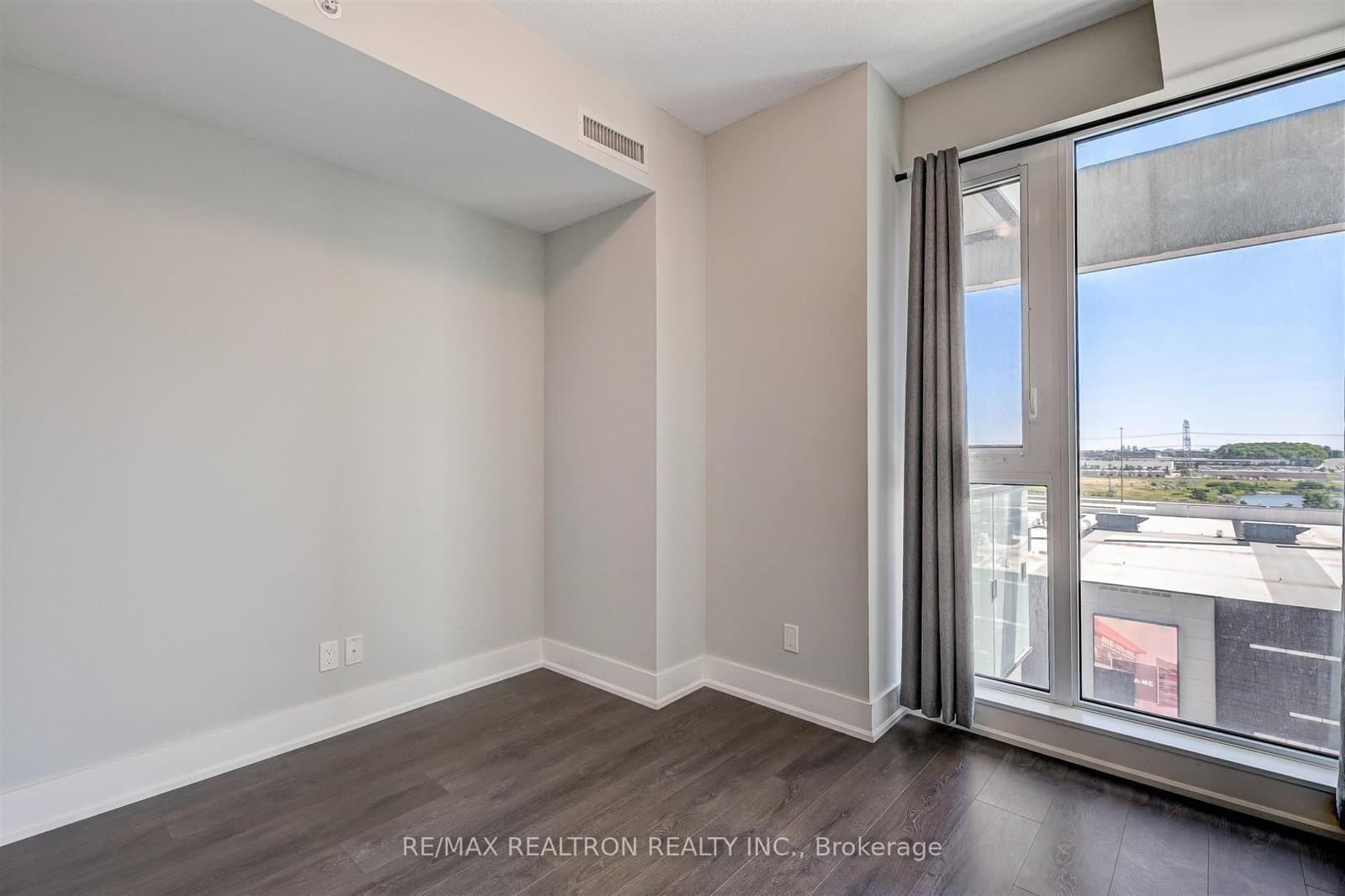 180 Enterprise Boulevard, Unit 809 thumbnail 17