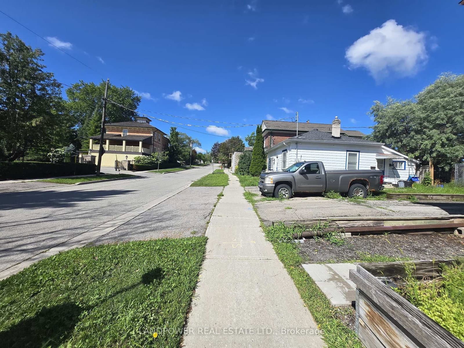 451 Ontario Street, Unit Main Floor thumbnail 14