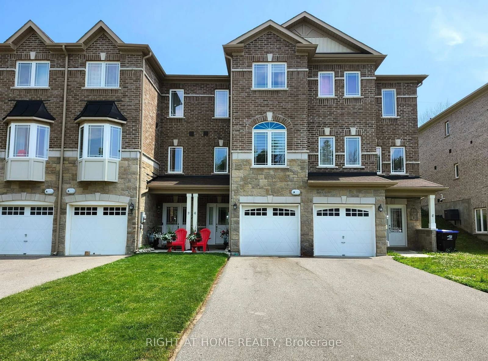 49 Milson Crescent - Image 1