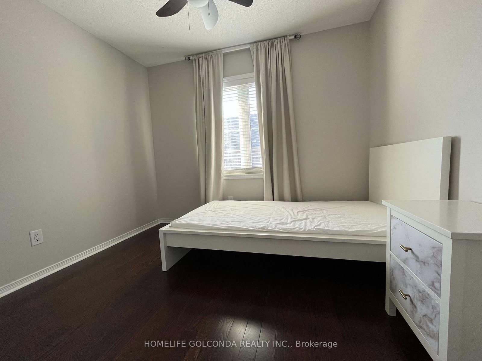 139 Chapman Court thumbnail 21