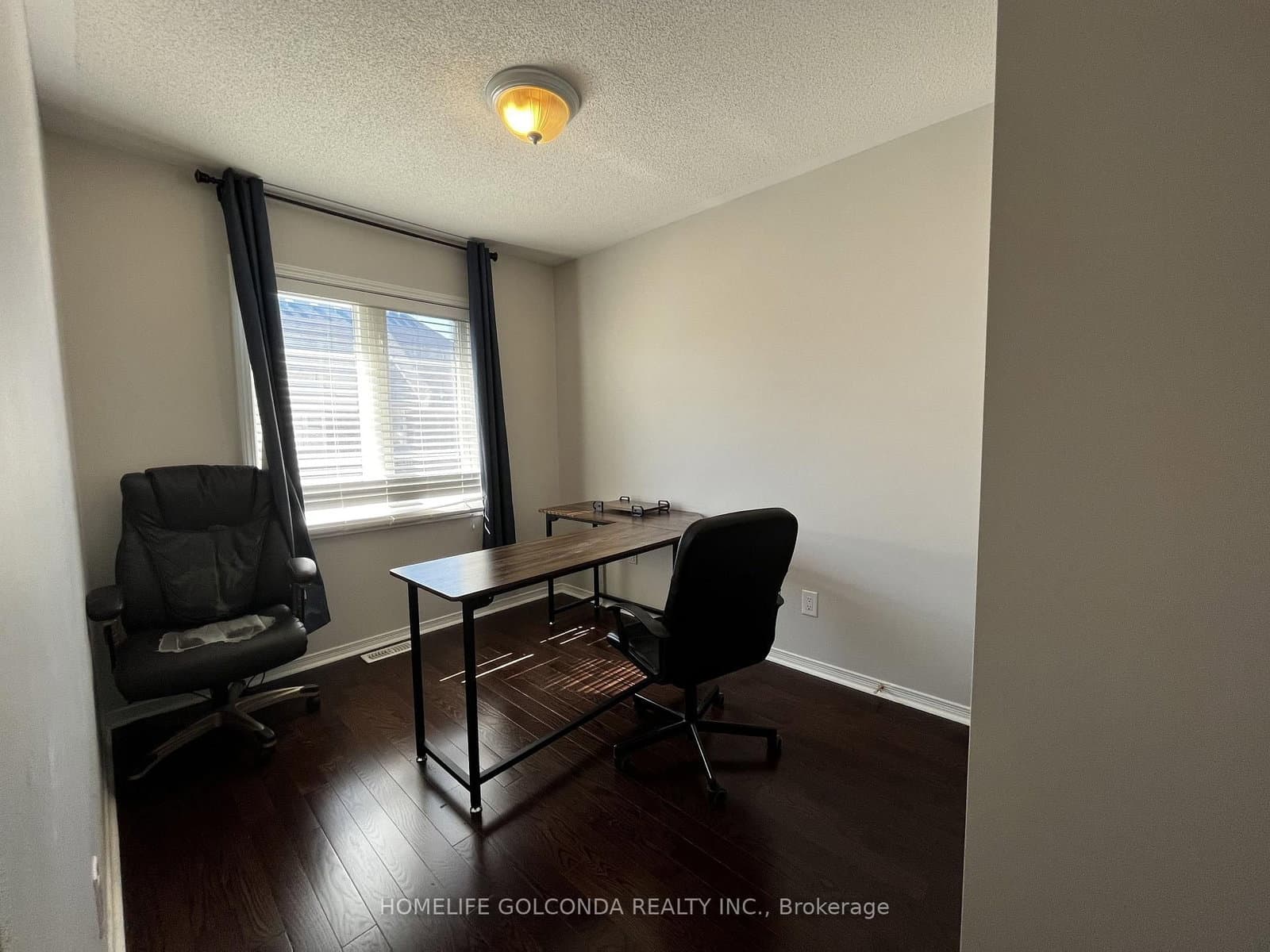 139 Chapman Court thumbnail 4