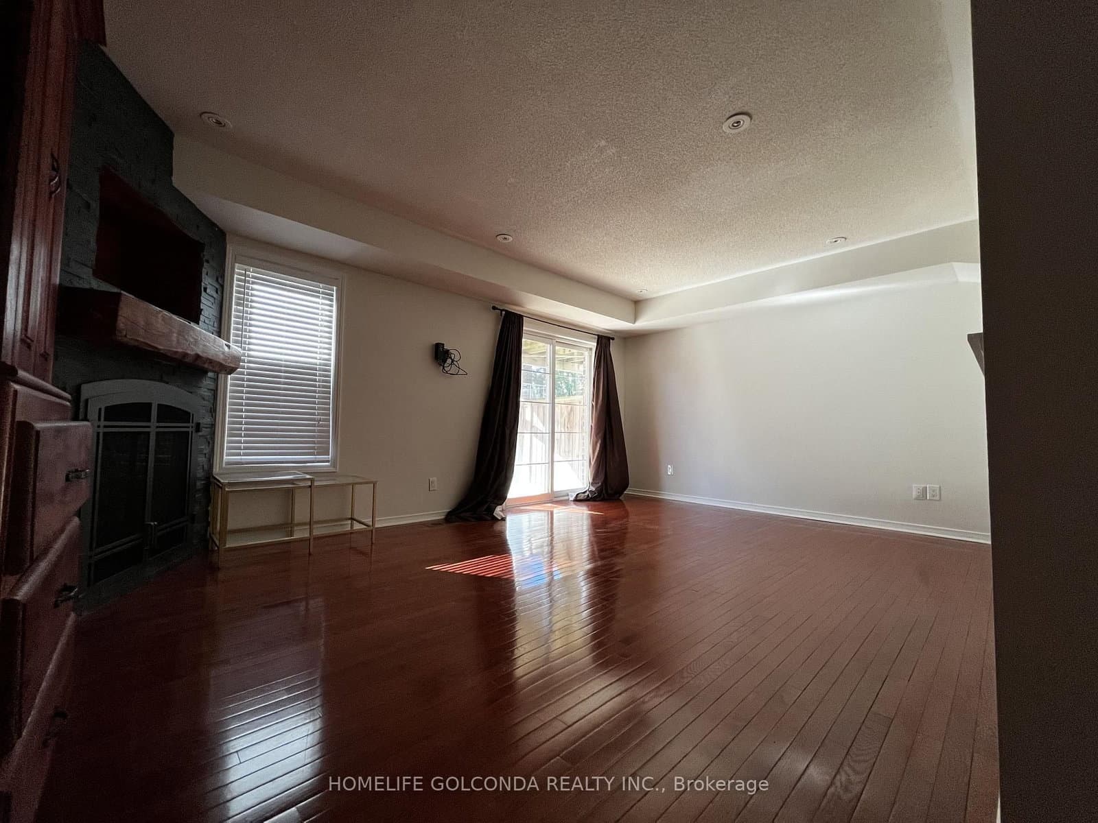 139 Chapman Court thumbnail 5