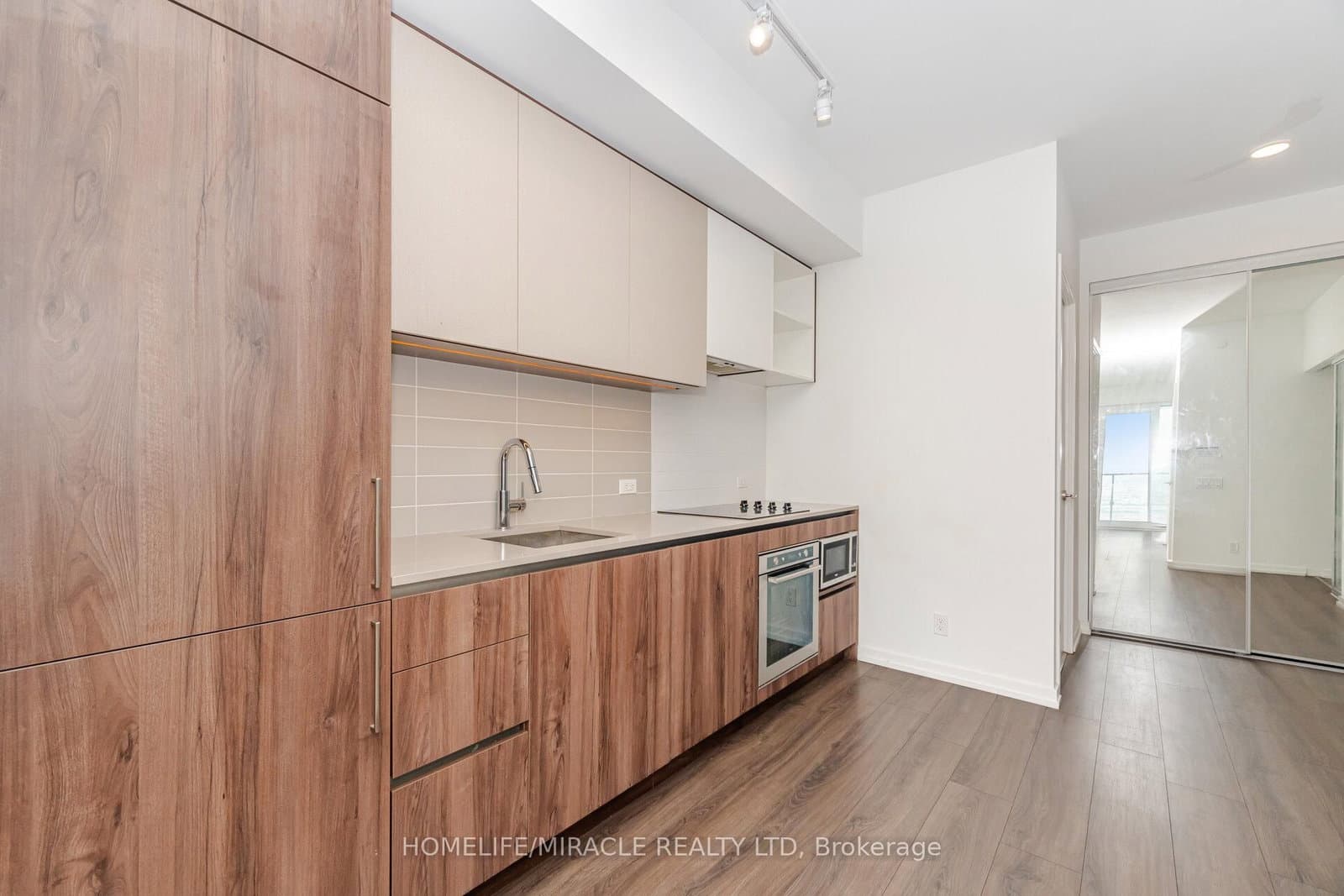 7890 Jane Street, Unit 3907 thumbnail 11