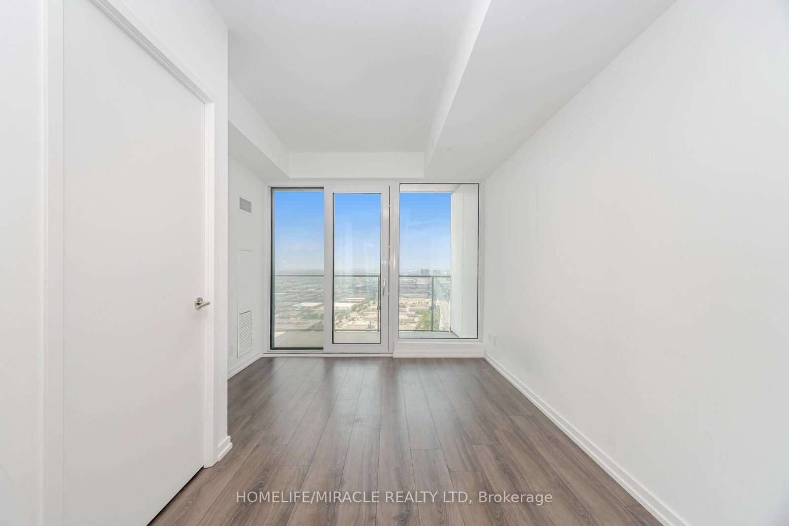 7890 Jane Street, Unit 3907 thumbnail 12