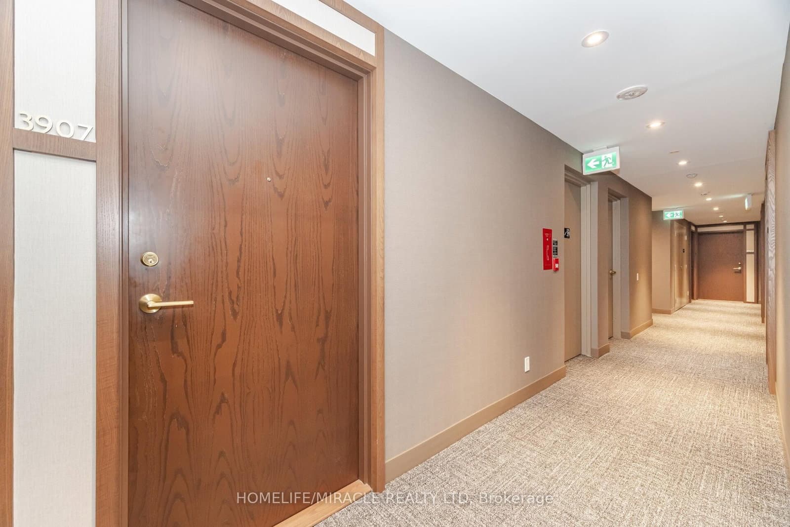 7890 Jane Street, Unit 3907 thumbnail 4