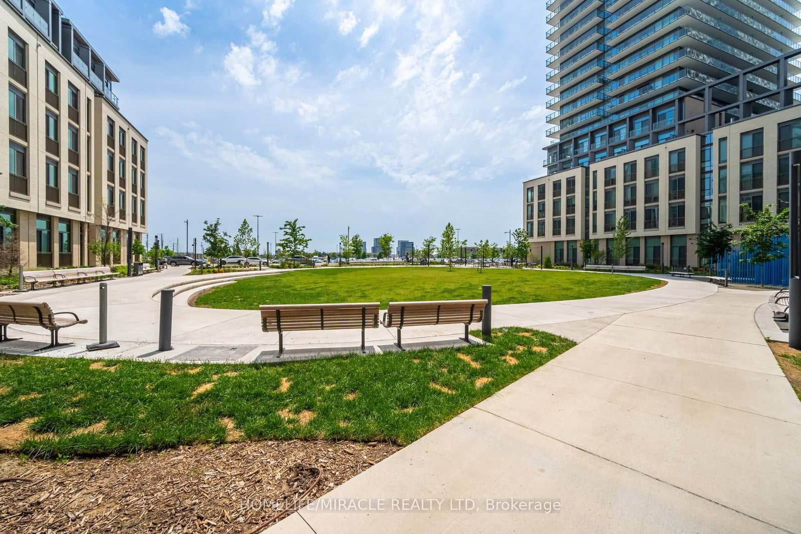 7890 Jane Street, Unit 3907 thumbnail 50