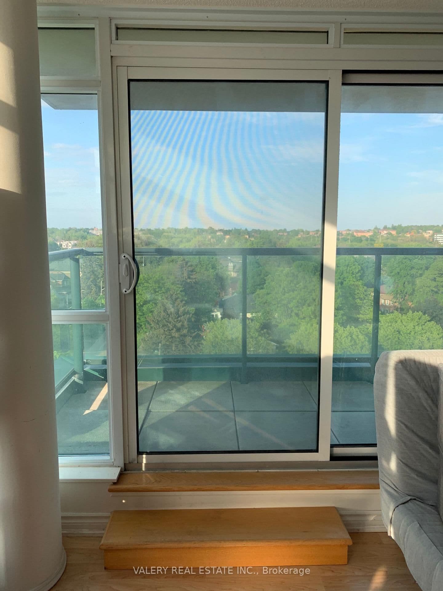 18 Harding Boulevard, Unit 907 thumbnail 6