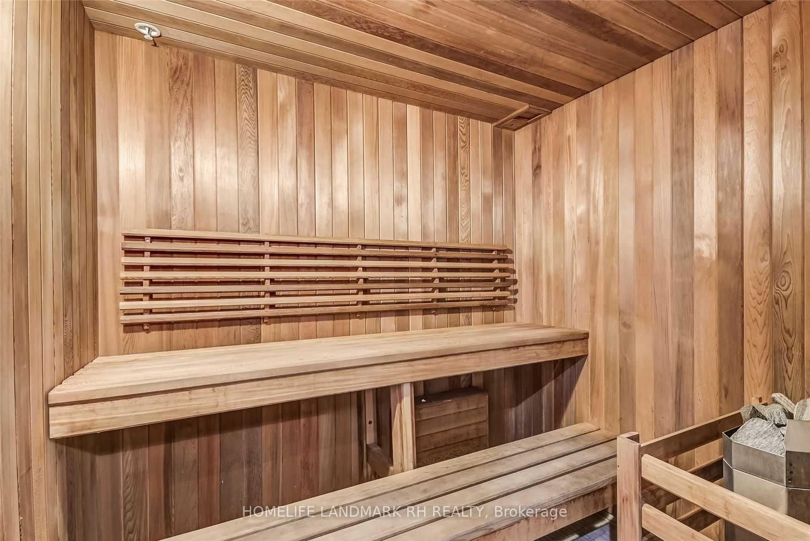 9600 Yonge Street, Unit 1607 thumbnail 21