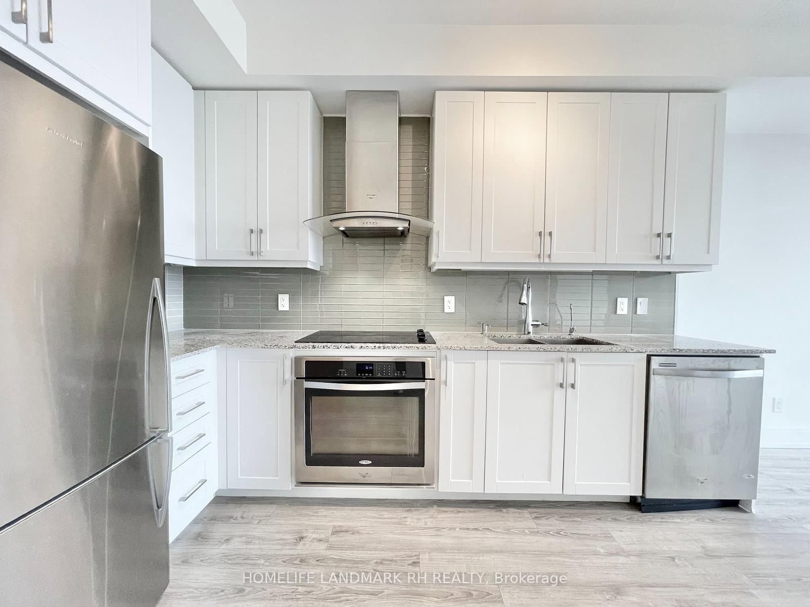 9600 Yonge Street, Unit 1607 thumbnail 7
