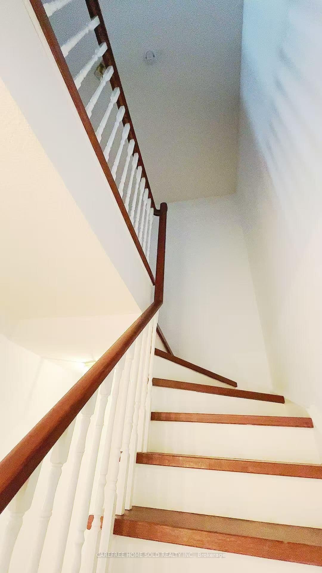 151 Townsgate Drive, Unit 8 thumbnail 20