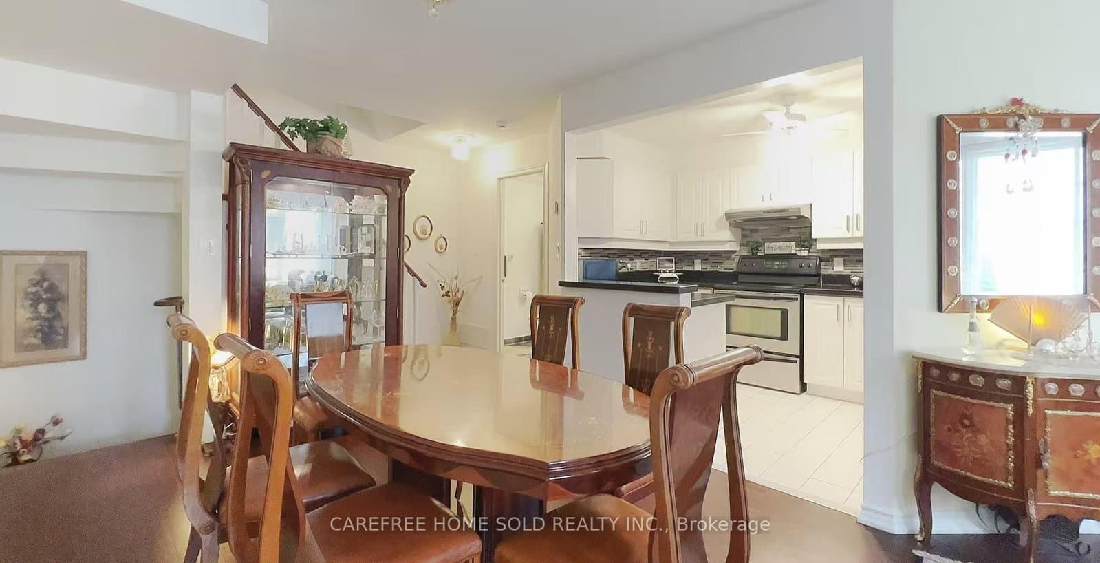 151 Townsgate Drive, Unit 8 thumbnail 6
