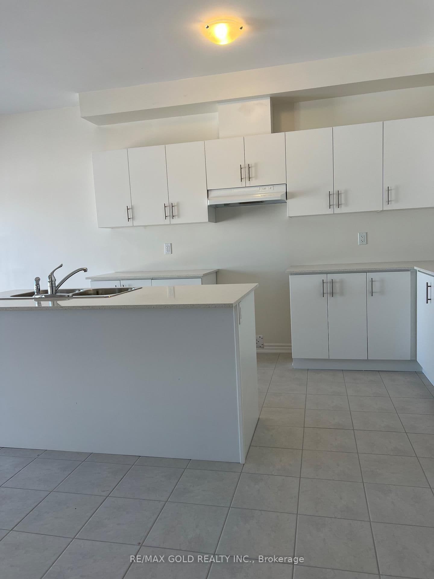 4 Lawrence D. Pridham Avenue thumbnail 5