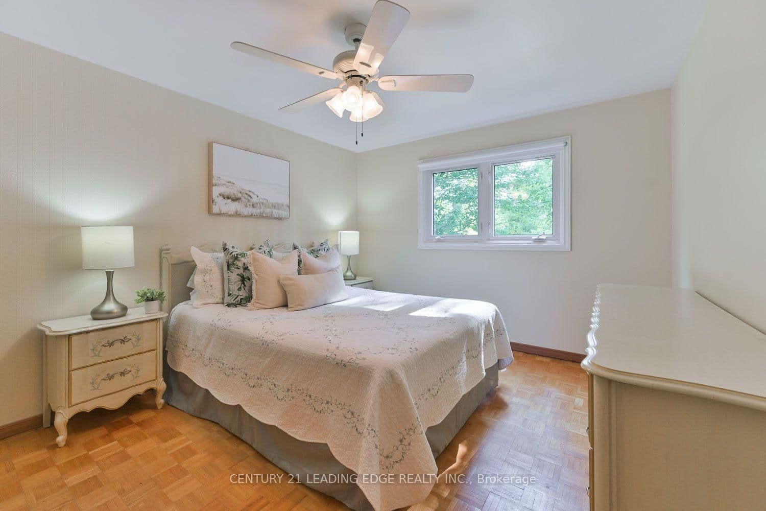 15 Sir Gawaine Place thumbnail 21
