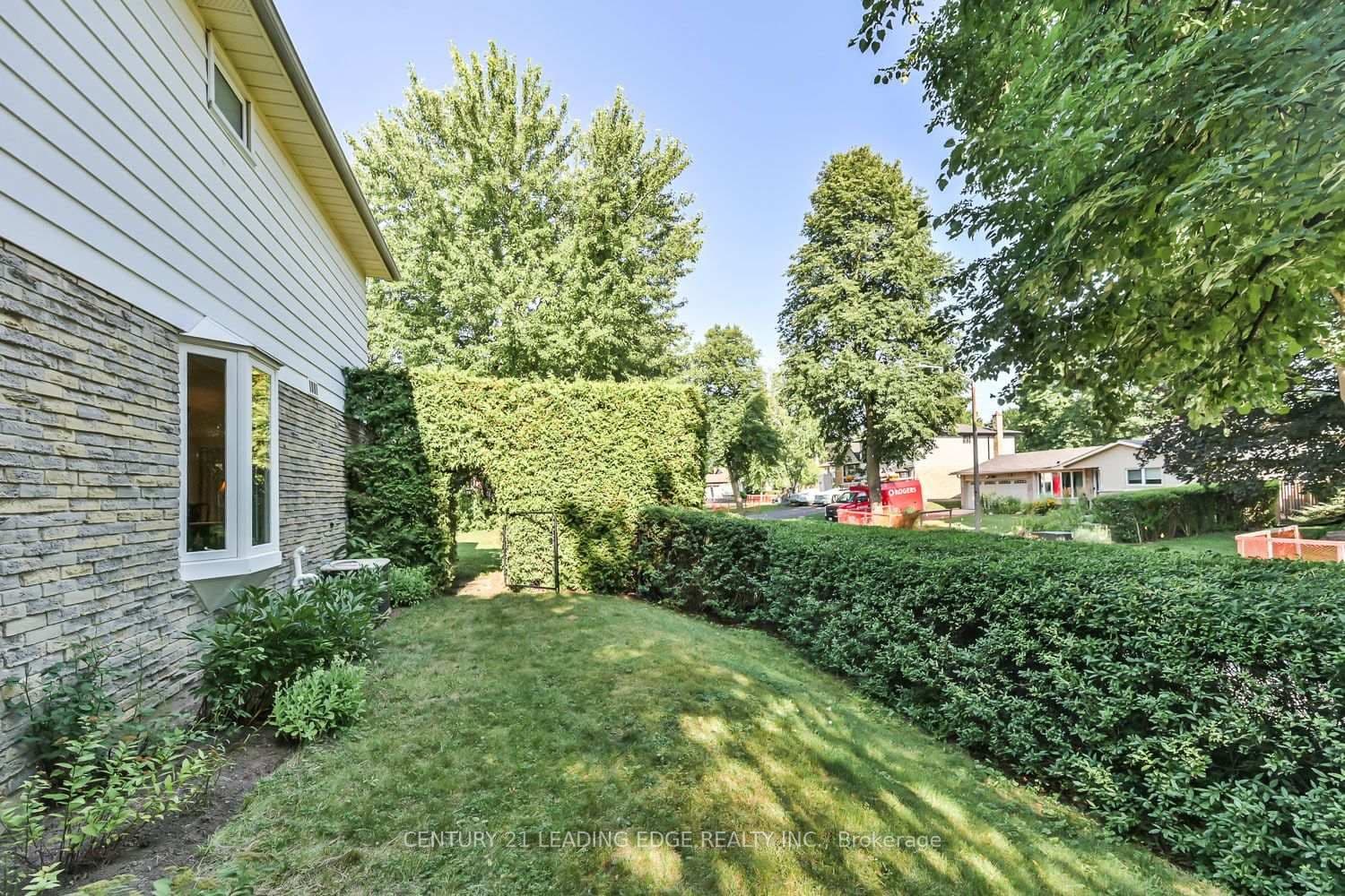 15 Sir Gawaine Place thumbnail 32