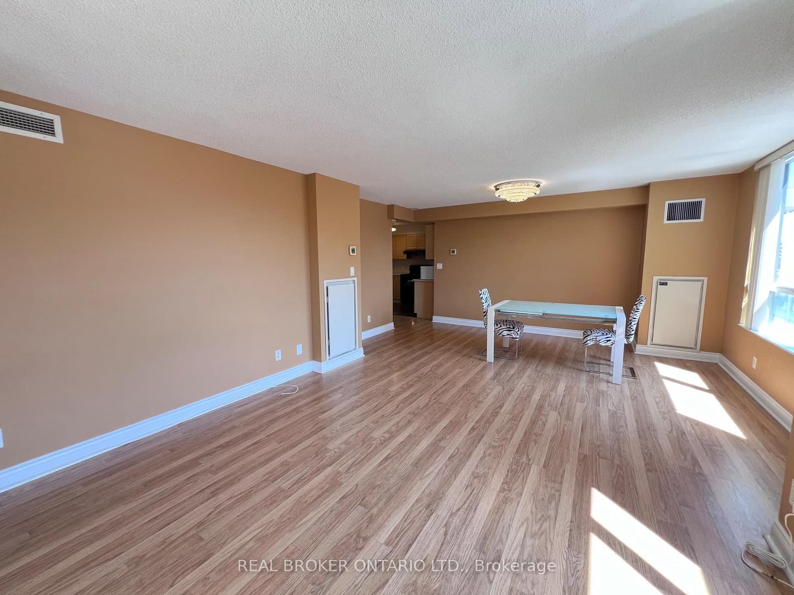 88 Times Avenue, Unit 310 thumbnail 3