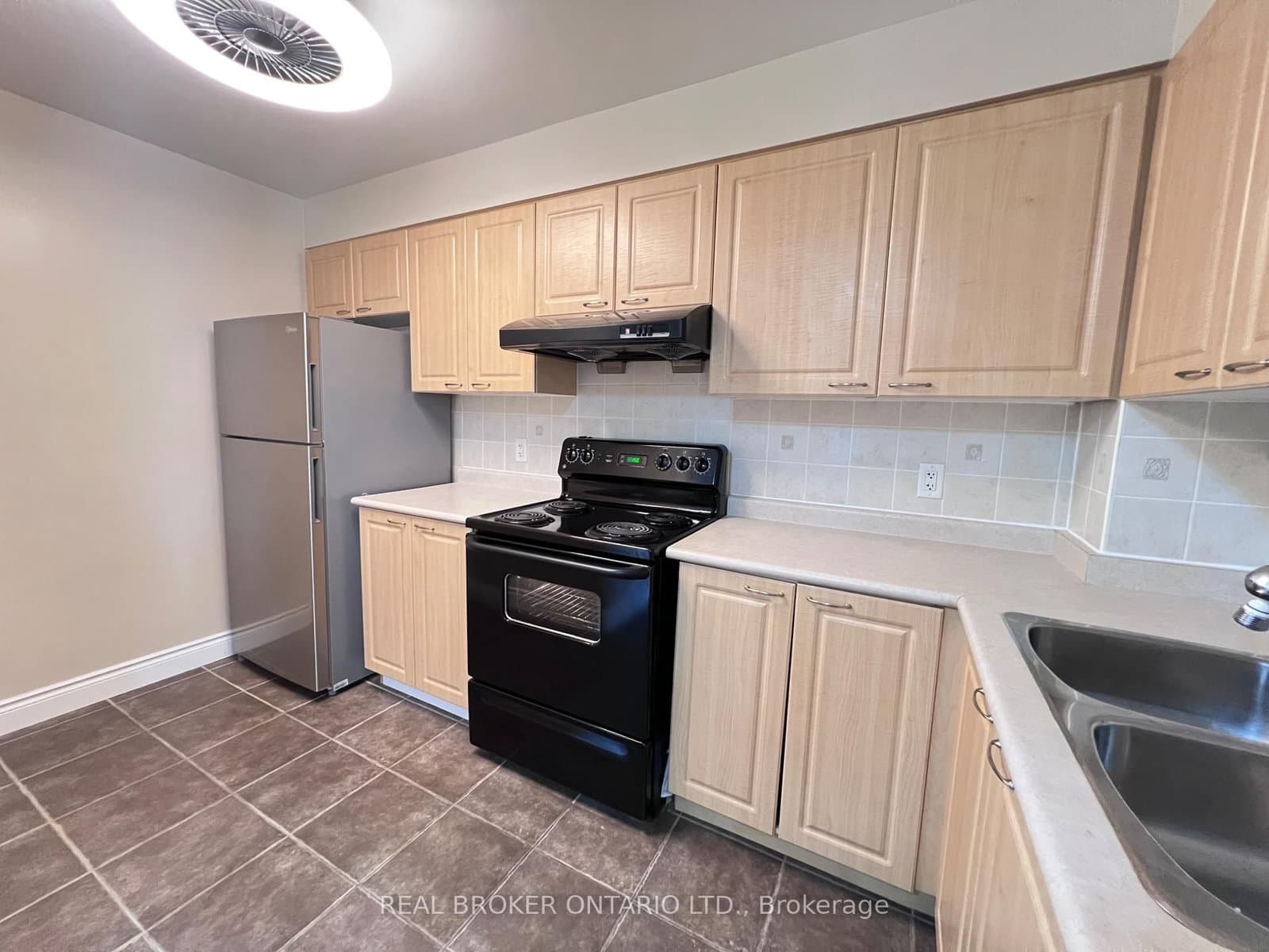 88 Times Avenue, Unit 310 thumbnail 7