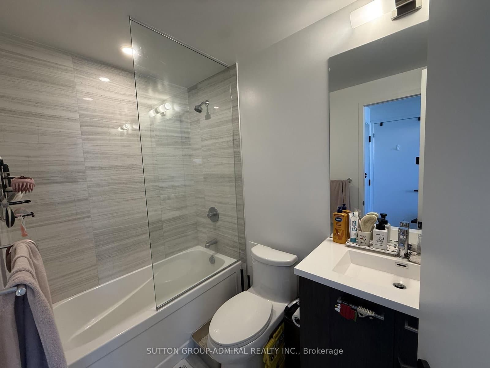 195 Commerce Street, Unit 5112 thumbnail 5