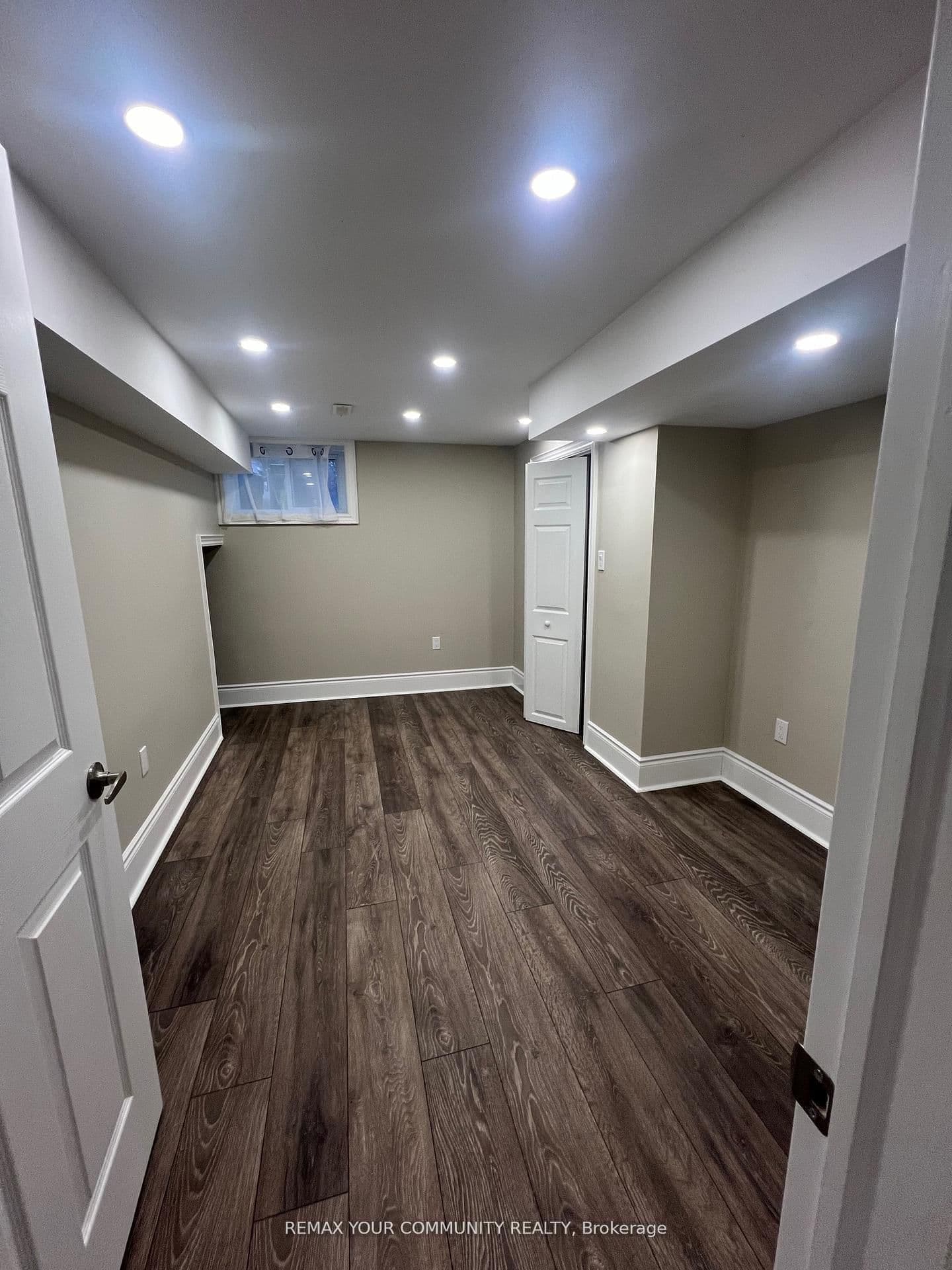 23 Irwin Avenue thumbnail 8