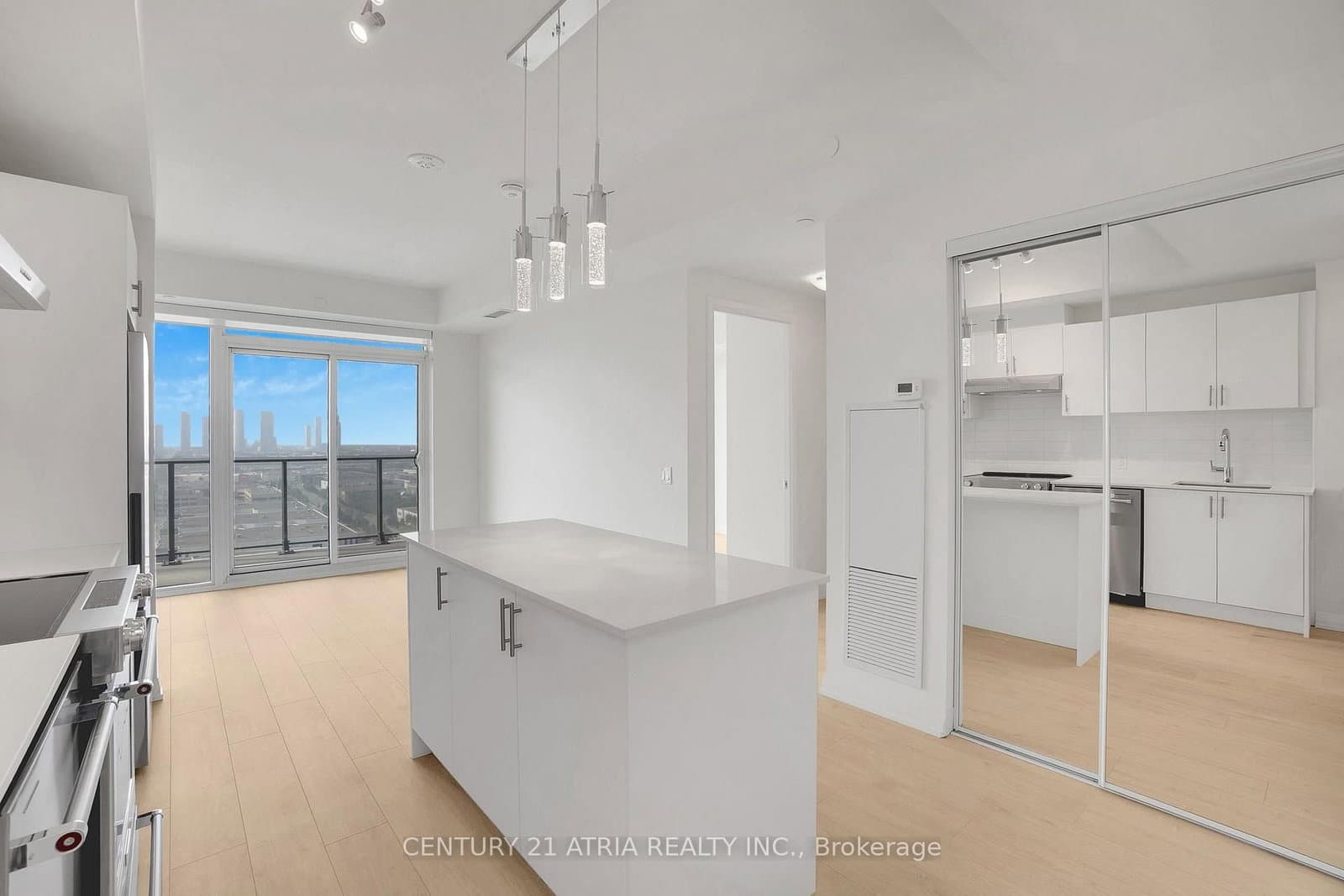 8960 Jane Street, Unit 1823 thumbnail 5
