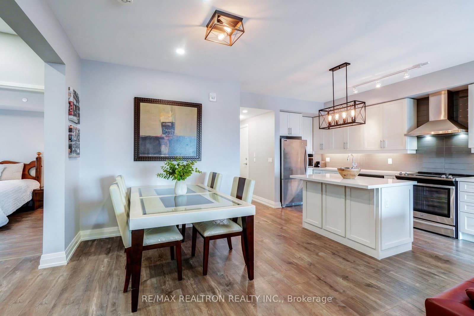 555 William Graham Drive, Unit 331 thumbnail 12