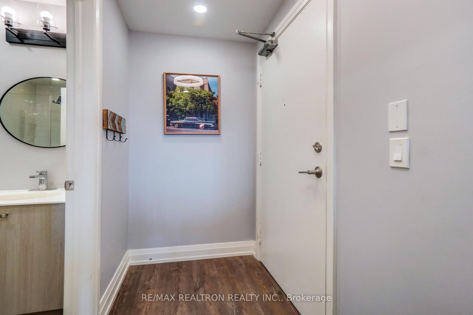 555 William Graham Drive, Unit 331 thumbnail 6