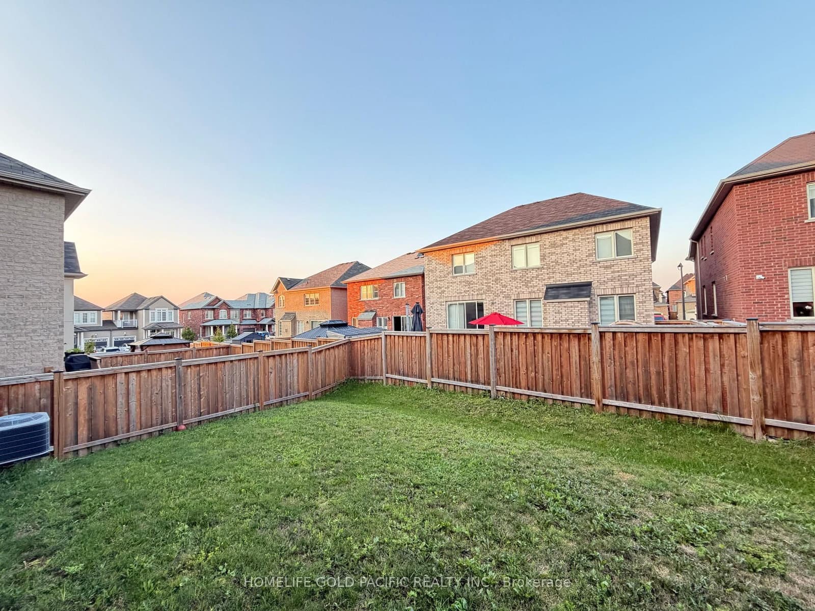 46 Haskins Crescent thumbnail 37