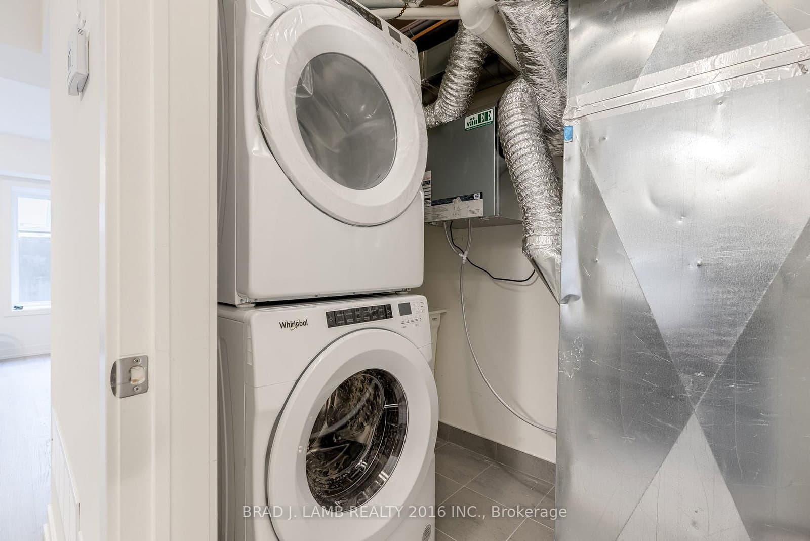 58 Elizabeth Street S, Unit 2106 thumbnail 16