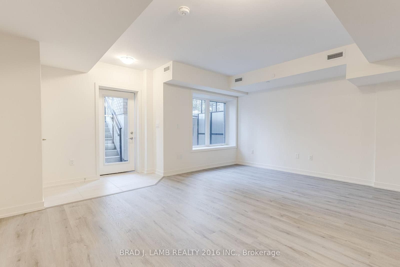 58 Elizabeth Street S, Unit 2106 thumbnail 8
