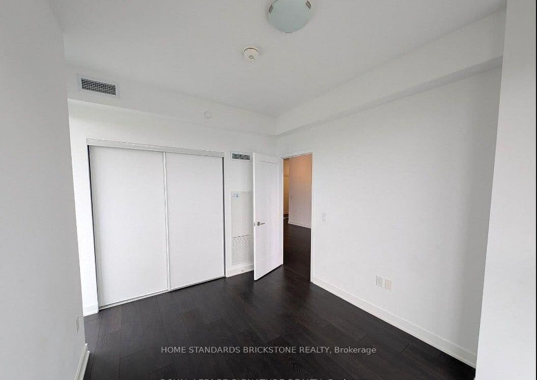 95 Oneida Crescent, Unit 810 thumbnail 14