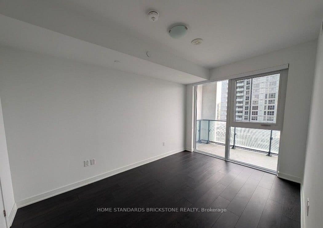 95 Oneida Crescent, Unit 810 thumbnail 9