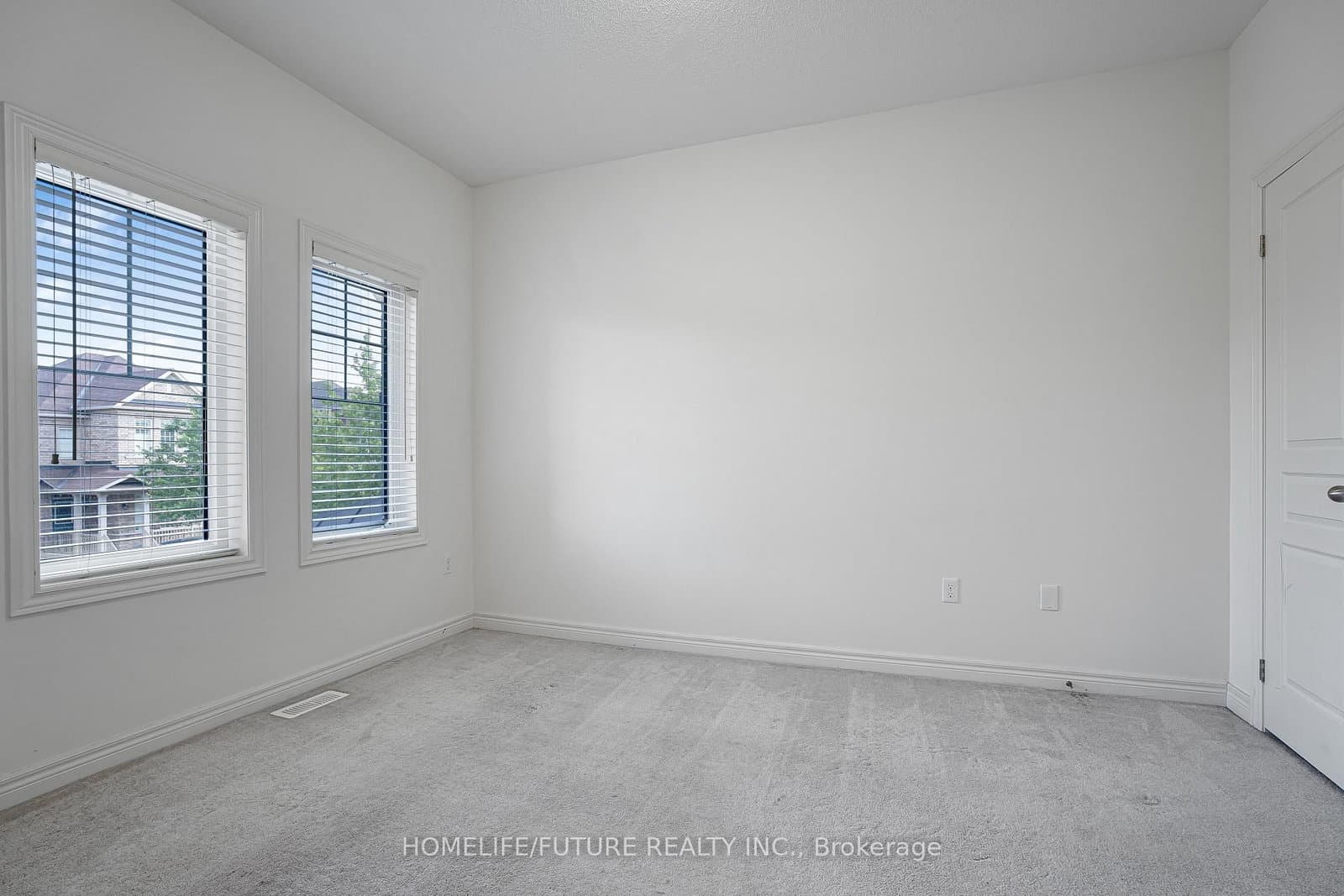 80 Henry Bauer Avenue thumbnail 17