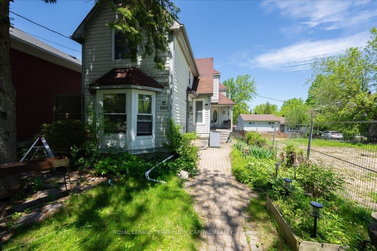 260 Douglas Road thumbnail 7
