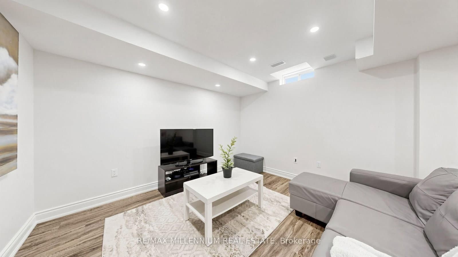 353 Moody Drive thumbnail 34
